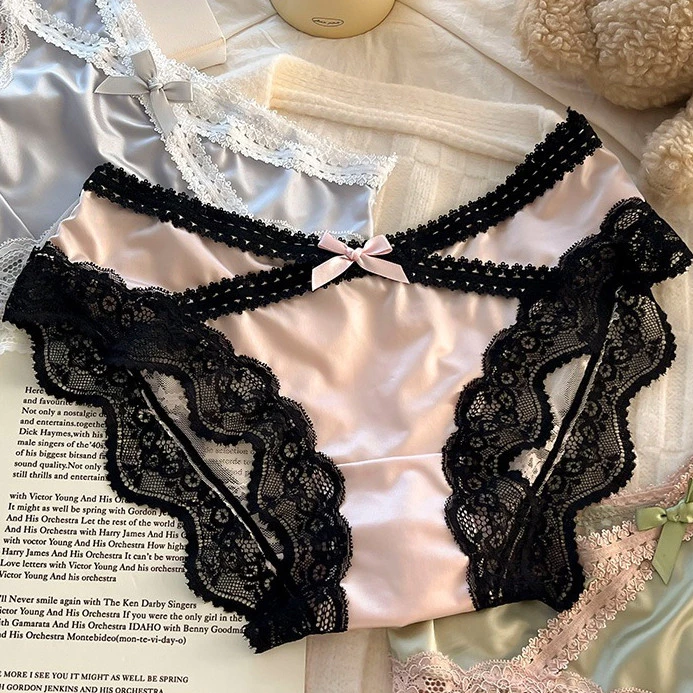 🎀Size M-L🎀 กางเกงชั้นในผู้หญิง ลูกไม้เซ็กซี่ ประดับโบว์ ผ้าบางเบา เอวต่ำ ระบายอากาศได้ดี สวมใส่สบาย เหมาะกับผู้หญิง