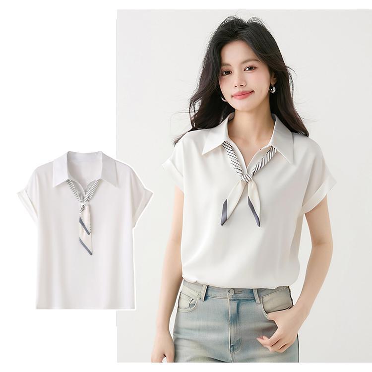 Chili Koko เสื้อเชิ้ตผ้าซาติน เสื้อเชิ้ตแขนสั้นสไตล์เกาหลีสำหรับผู้หญิง คอปกริบบิ้นลายทางถอดได้ ทรงหลวม 99159