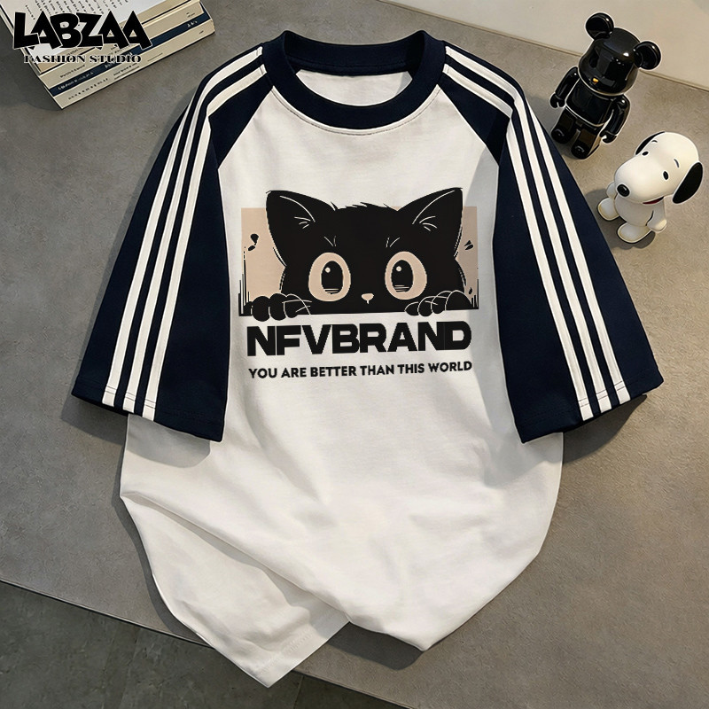 【จัดส่งจากกรุงเทพฯ】LABZAA เสื้อยืดแขนสั้นคอกลม วินเทจฟอกน้ำ ลายแมวน้อยสีดำ Oversized ระบายอากาศ ผ้าฝ้าย 100% YG438
