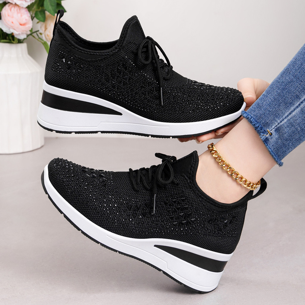 Rhinestone Lace-Up Low-Top Sneakers เพิ่มความสูง สำหรับวันทุกวัน MET7
