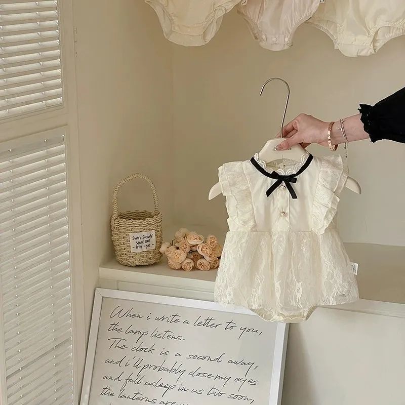 พร้อมเสื้อผ้า [เคาน์เตอร์ High-Ding] One-Year-Old Baby Onesie ฤดูร้อนทารกแรกเกิดร้อยวันชุดเจ้าหญิง R