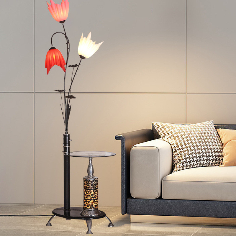 Modern minimalist living room furniture led Simple and creative flower-shaped floor lamp for the liv