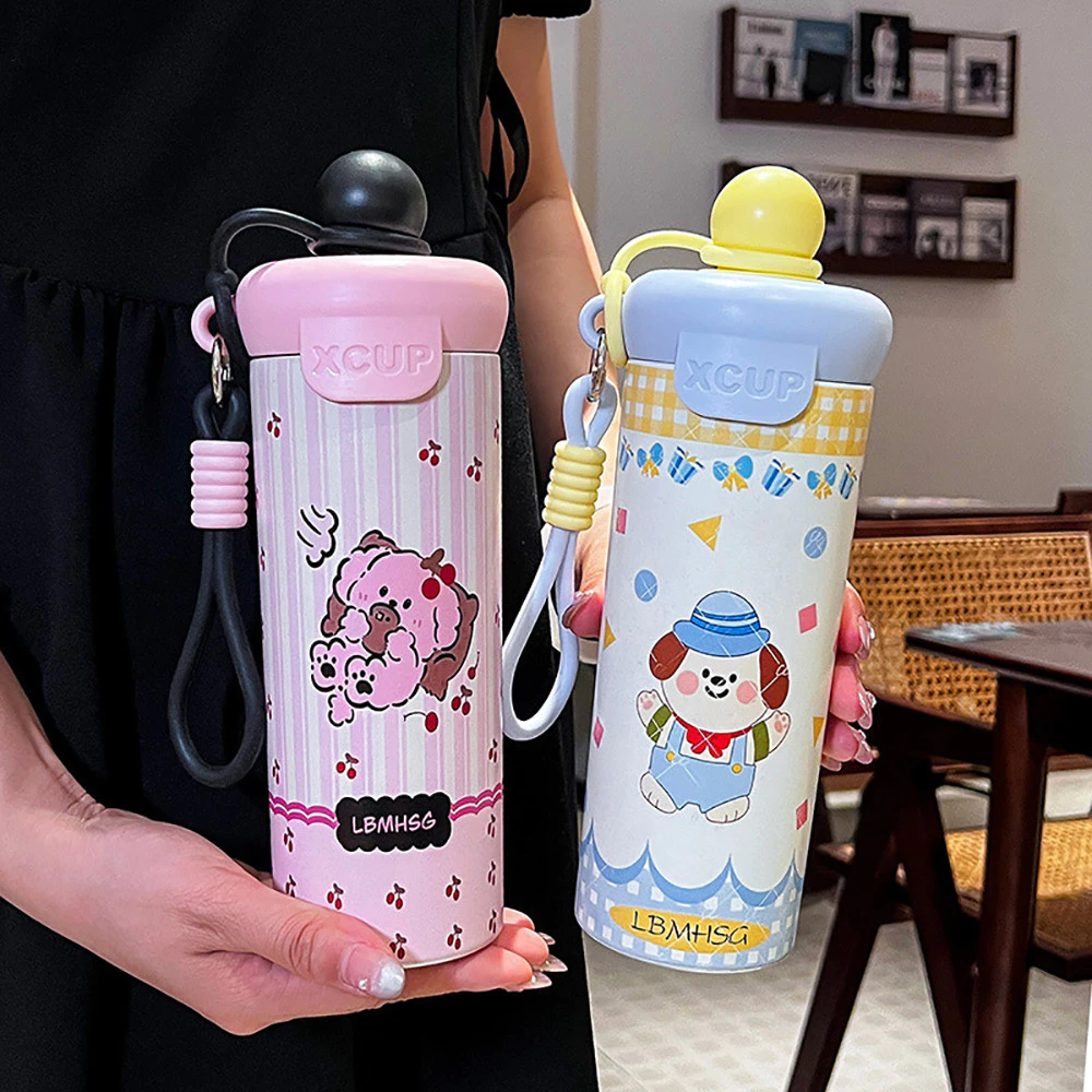 แก้วสแตนเลส 316 เก็บความเย็น 650ml ลายการ์ตูน กันรั่ว พร้อมหลอดดูดและสายคล้อง แปรงล้างแก้ว ของขวัญเด็กผู้หญิง thumbnail 4