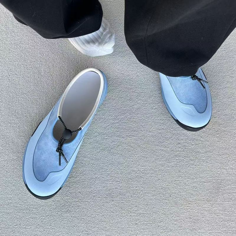 【Ready stock】Casual slip-on shoes for lazy people, commuting barefoot shoes, outdoor sports shoes