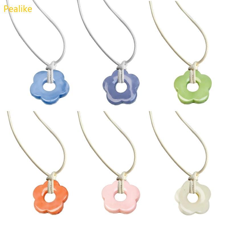 สร้อยคอมุก.Acrylic Flowers Necklace สร้อยคอแฟชั่นพร้อมโซ่และรายละเอียดพิเศษ