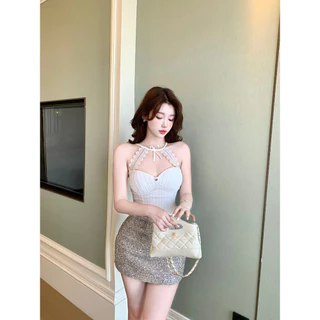 Mini shop🌸พร้อมส่ง🌸(FY2907)เสื้อลายเดี่ยว ดีเทลแต่งคล้องคอเพิ่ม สไตล์สาวเกาหลี เสริมฟองน้ำ