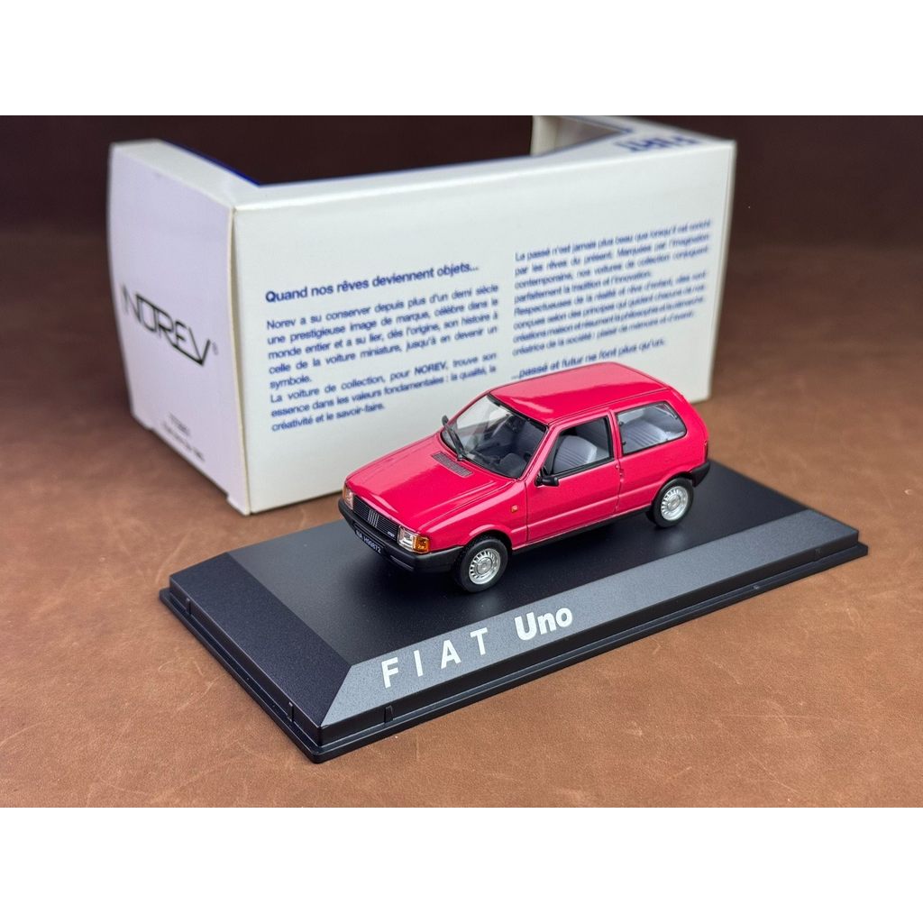 [สต๊อกพร้อม] NOREV 1/43 Fiat Fiat Uno 1983 3p Red Old Car Default with Rash Packing Discount Car Con
