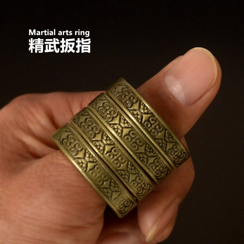 Ring of the Ring King Metal Finger Ring Self-Defense Legal Defense Folding Hand Buckle Fist Buckle C