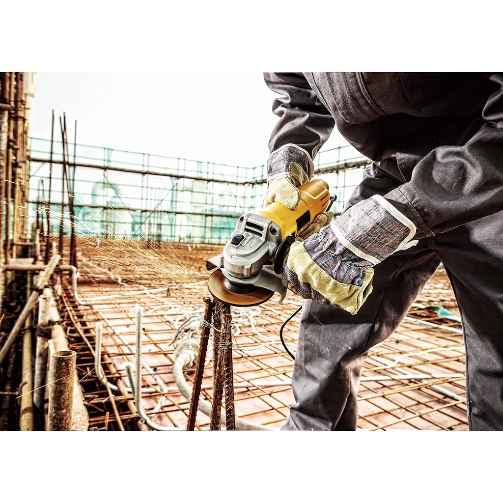 DEWALT เครื่องเจียรไฟฟ้า 4 นิ้ว 950 วัตต์ ปรับรอบได้ รุ่น DWE4118-B1 thumbnail 5