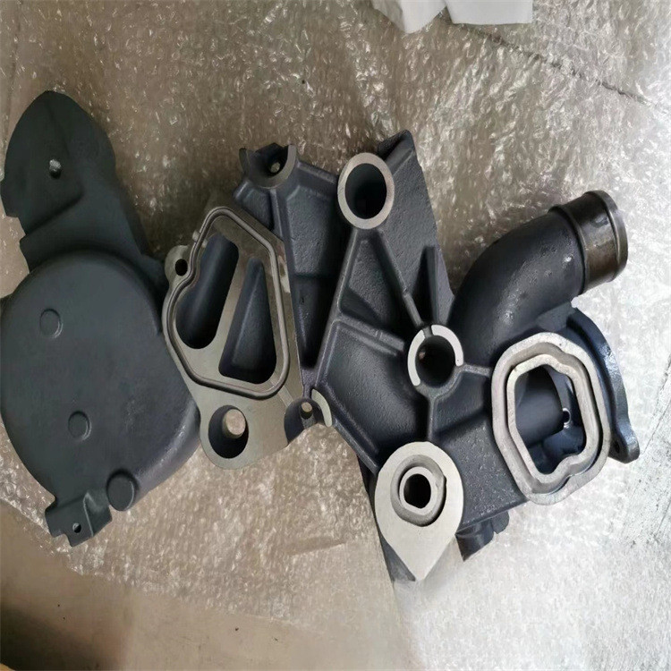 ชุดฐานปั๊มน้ำเครื่องยนต์ D6E สำหรับรถขุด Volvo EC200BLC / EC210BLC / EC220D (อะไหล่แท้)