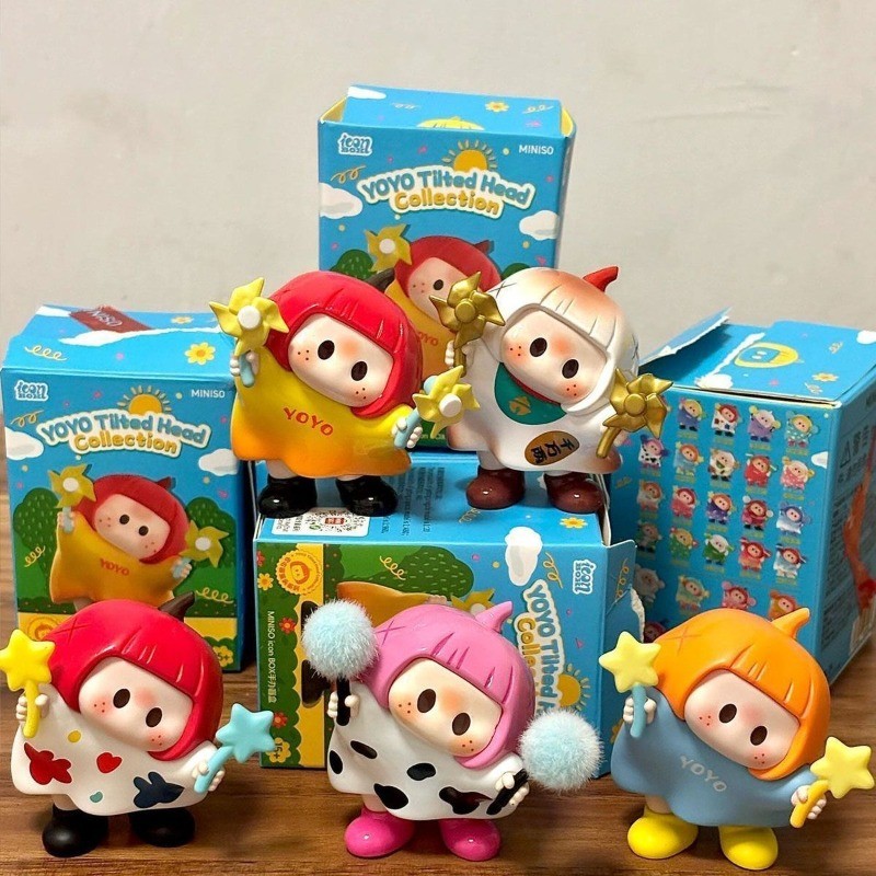 8 ชิ้น/เซ็ต Yoyo Tilted Head Collection รูปชุดน่ารัก Pvc รุ่นกล่องตาบอดเดสก์ท็อปตกแต่งหัตถกรรมของเล่