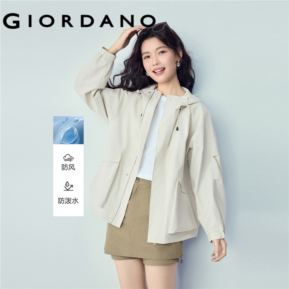 GIORDANO WOMEN Cargo pockets raglan sleeve loose windbreaker 13376158