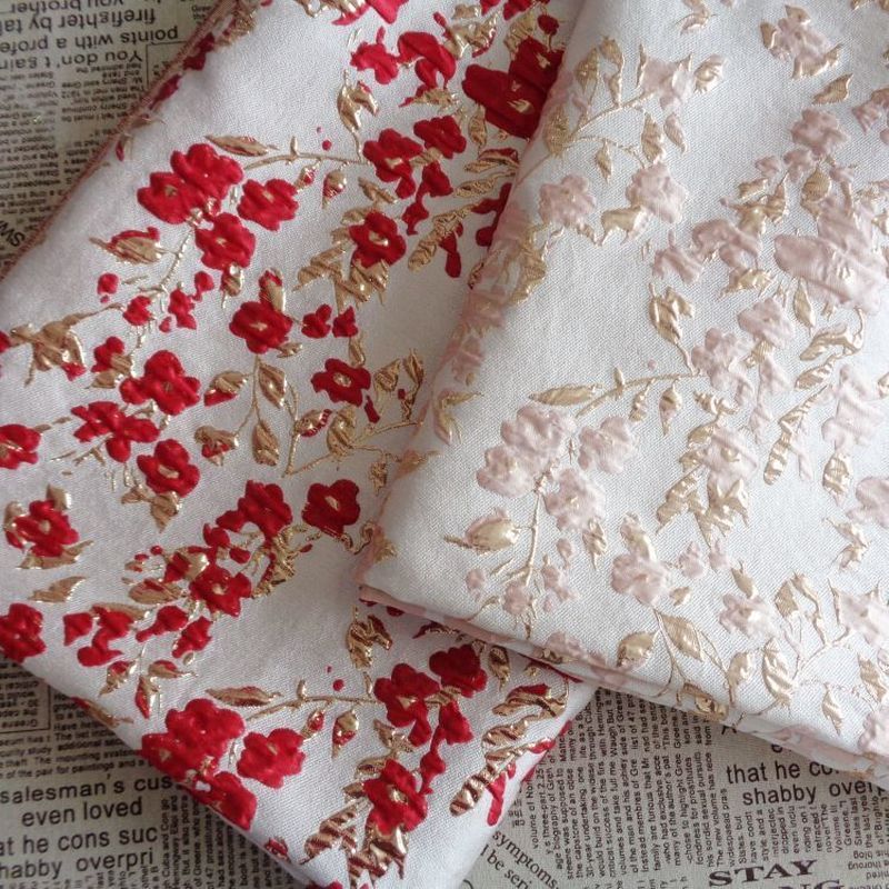 150 * 50 ซม. ผ้า jacquard บรรเทา สไตล์วินเทจ ดอกไม้ ด้ายทอง วัสดุ แต่งตัว ชุดอย่างเป็นทางการ DIY ส่วนผสม ออกแบบ