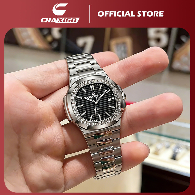 CHAXIGO นาฬิกาผู้ชาย กันน้ำ 100% ดีไซน์พรีเมียม ไรน์สโตน สไตล์ธุรกิจ แสดงวันที่ เรืองแสง ตัวเรือนอัลลอยด์ หน้าปัดใหญ่ 43mm พร้อมส่ง CA304-1songkran