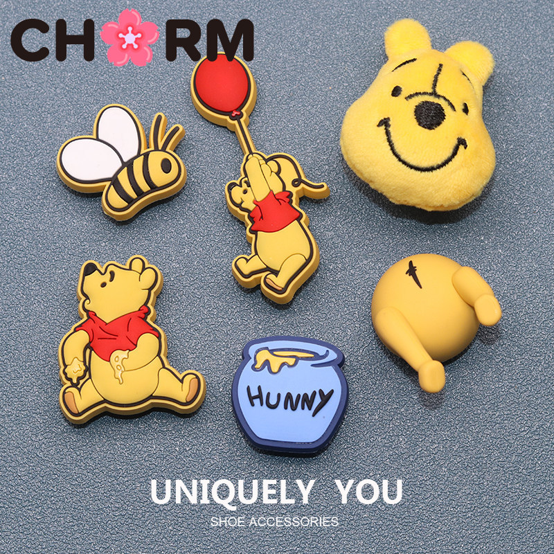 JJBXC CHARM Hole รองเท้าหัวเข็มขัดการ์ตูน Winnie the Pooh คุณภาพสูงรองเท้าอุปกรณ์เสริม