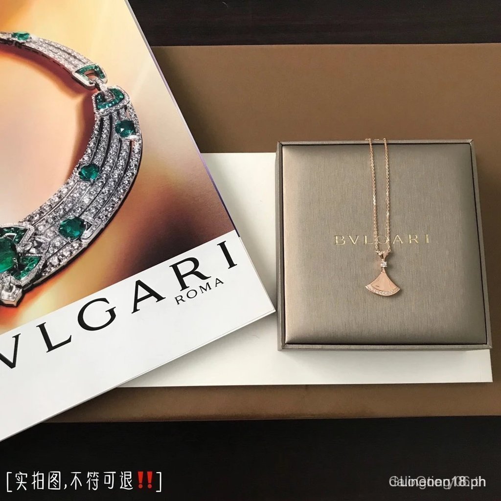 BVLGARI DIVA สร้อยคอโลหะสองด้าน