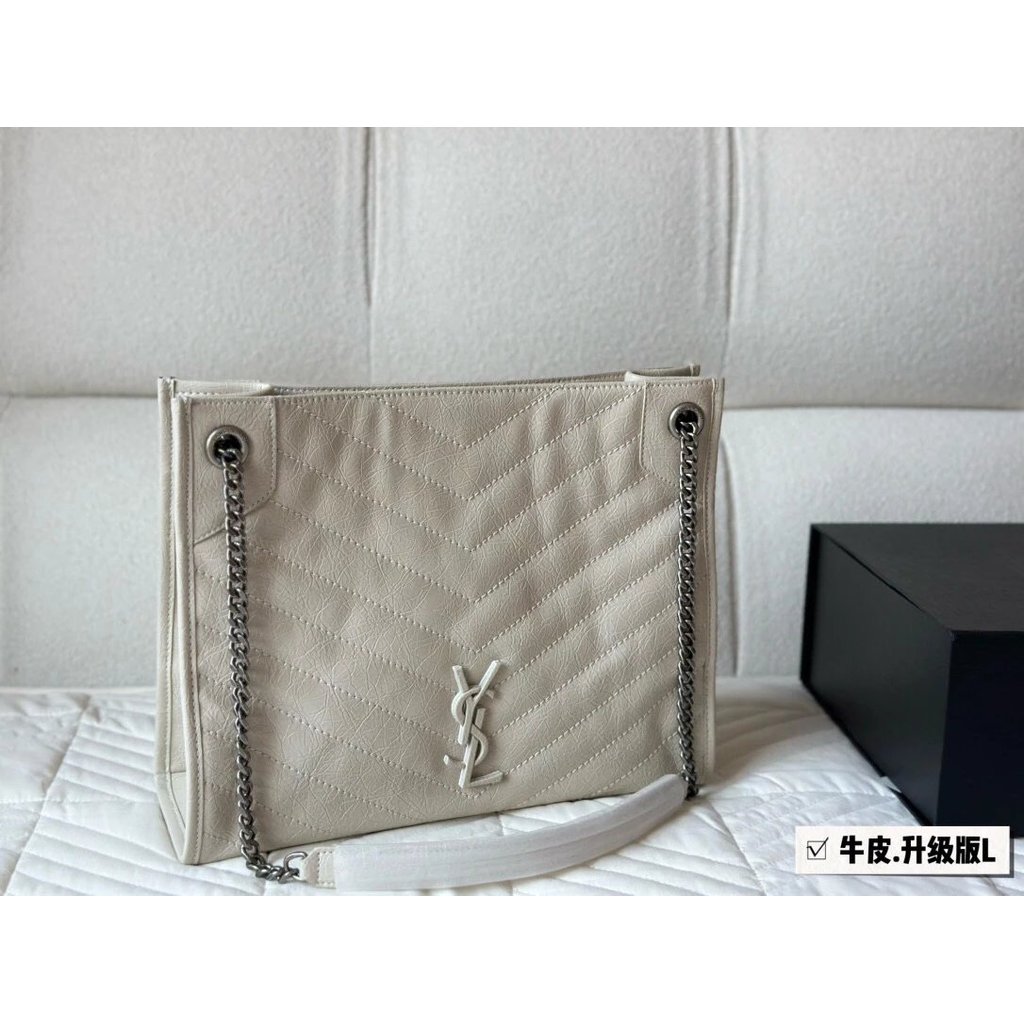 กระเป๋าสะพายข้างโทท YSL Niki สไตล์หรู มีสายโซ่
