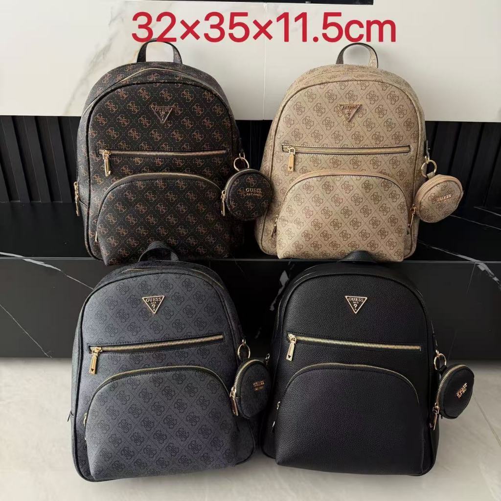 GUESS ชุดกระเป๋าเป้สะพายหลัง Monogram สําหรับผู้หญิง (323511.5 ซม.) | กระเป๋าลายหลายสีพร้อมกระเป๋าใส่เหรียญขนาดเล็ก