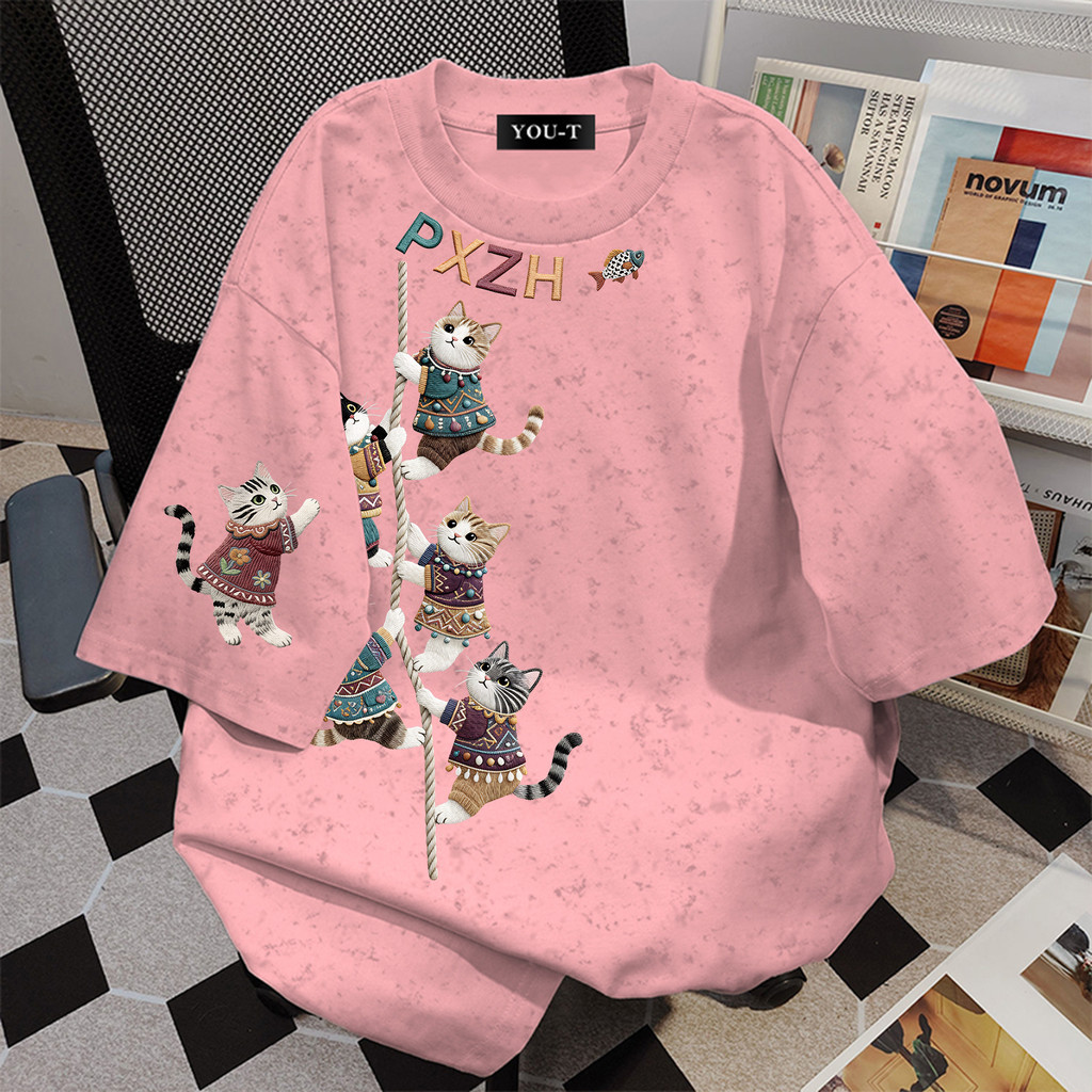 T42.SHOP🌸 ผู้หญิง เสื้อยืด oversize เสื้อฟอก เสื้อสตรีท เกรดพรีเมียม เสื้อคอตตอน ไม่หดตัว ใส่สบาย ลาย "PXZH CAT"