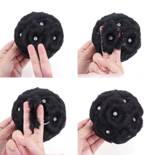 (จัดส่งในพื้นที่) ผู้หญิง Rhinestone วิกผมผม Bun Claw คลิปออกแบบ Fluffy Curly Hairpiece สะดวกผม Bun Maker สําหรับแฟชั่นทุกวัน Hairstyling