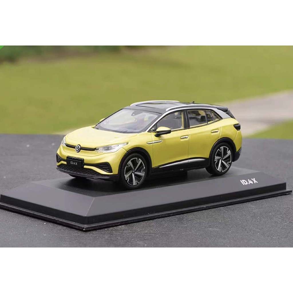 1: 43 โรงงานเดิม SUV Volkswagen ID.4 X SUV ID4X รุ่นไฟฟ้าบริสุทธิ์ SUV จําลองรถรุ่น