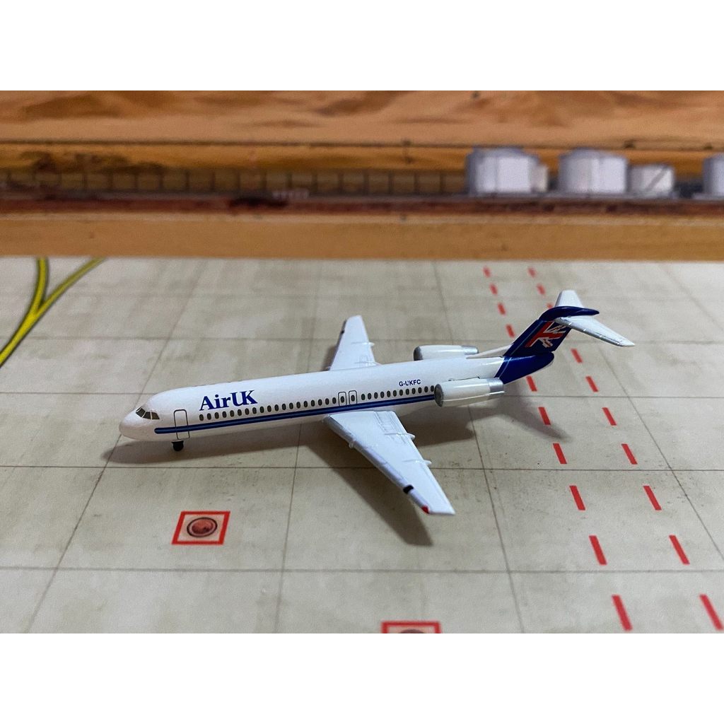 Herpa 509244 Air UK Fokker100 G-UKFC 1: 500 โทรศัพท์มือสอง ปลอดทราย สีเหลือง หากคุณมีสีเหลืองรบกวนอย