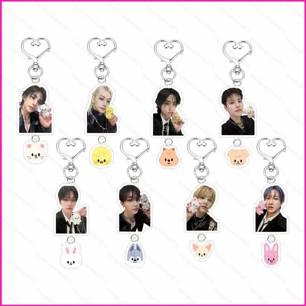 ZY2 Stray Kids Bang Chan พวงกุญแจอะคริลิคกระเป๋าเป้สะพายหลังจี้ Hwang Hyun-Jin สไตล์เดียวกัน YZ2