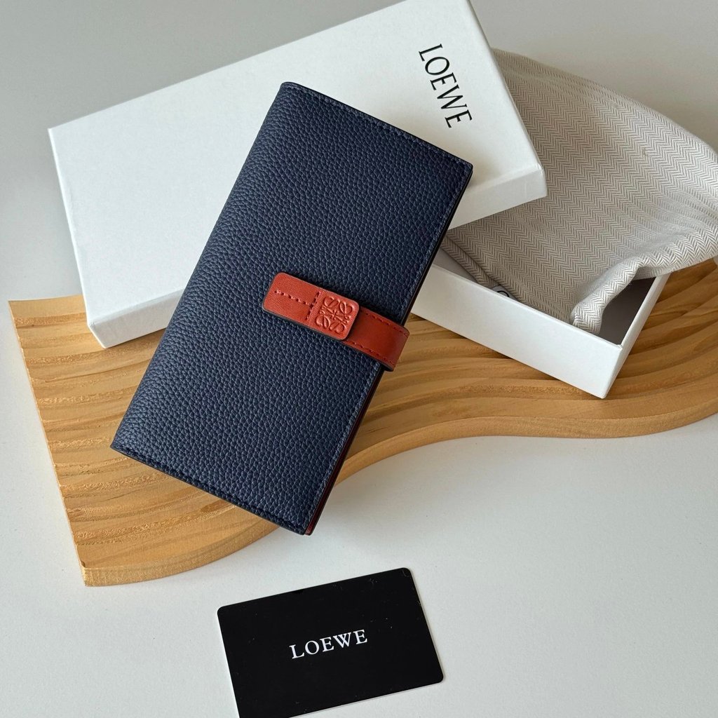 Loewe กระเป๋าสตางค์ยาว พับได้ พร้อมช่องสำหรับเหรียญและบัตร สไตล์คลาสิก สีตัดกัน
