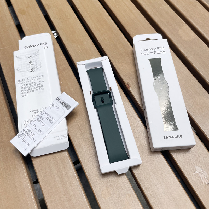 ของแท้ Samsung Galaxy Fit3 สร้อยข้อมือสายรัดซิลิโคนเหมาะสําหรับ fit3 Original สายรัดข้อมือกีฬาผู้ชาย