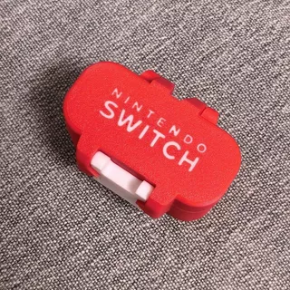 ตลับใส่เกม Switch (9 ช่อง) เคสเก็บแผ่นเกมกันฝุ่น กันกระแทก ดีไซน์บางเบา พกพาสะดวก สำหรับ Nintendo Switch / OLED / Lite