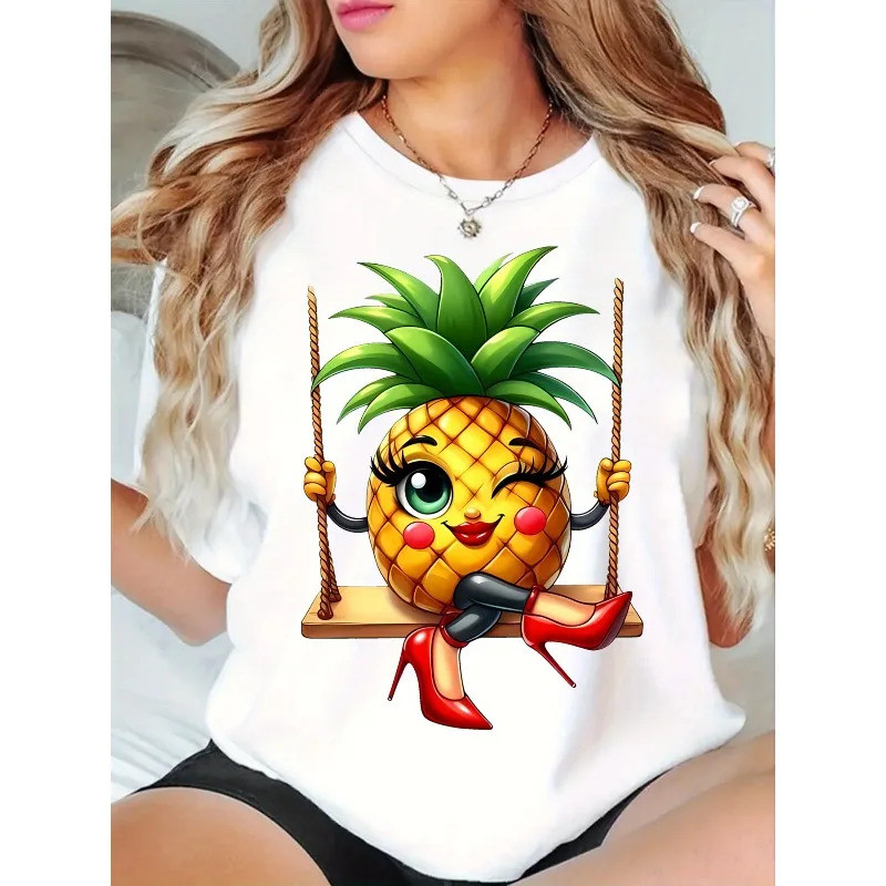韩国 2026สุภาพสตรีน่ารักสับปะรดรูปแบบเสื้อยืดสีขาวสบายๆฤดูร้อนยอดนิยมขี้เล่นแกว่งออกแบบผู้หญิงเสื้อยืด