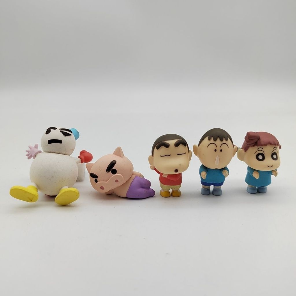 สินค้าจํานวนมาก Crayon Shin-Chan Quueueue Station Series เครื่องประดับของขวัญสไตล์มีตําหนิ Egg-Free 