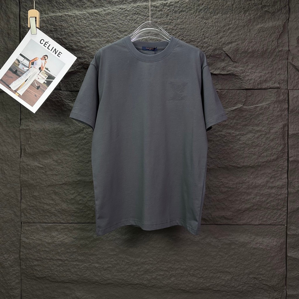 LOU & IS VU * ITTON/L & V2026 Star 2026 เสื้อยืดแขนสั้นคอกลมคู่สไตล์ผู้ชายพิมพ์ตัวอักษร Bottoming เส