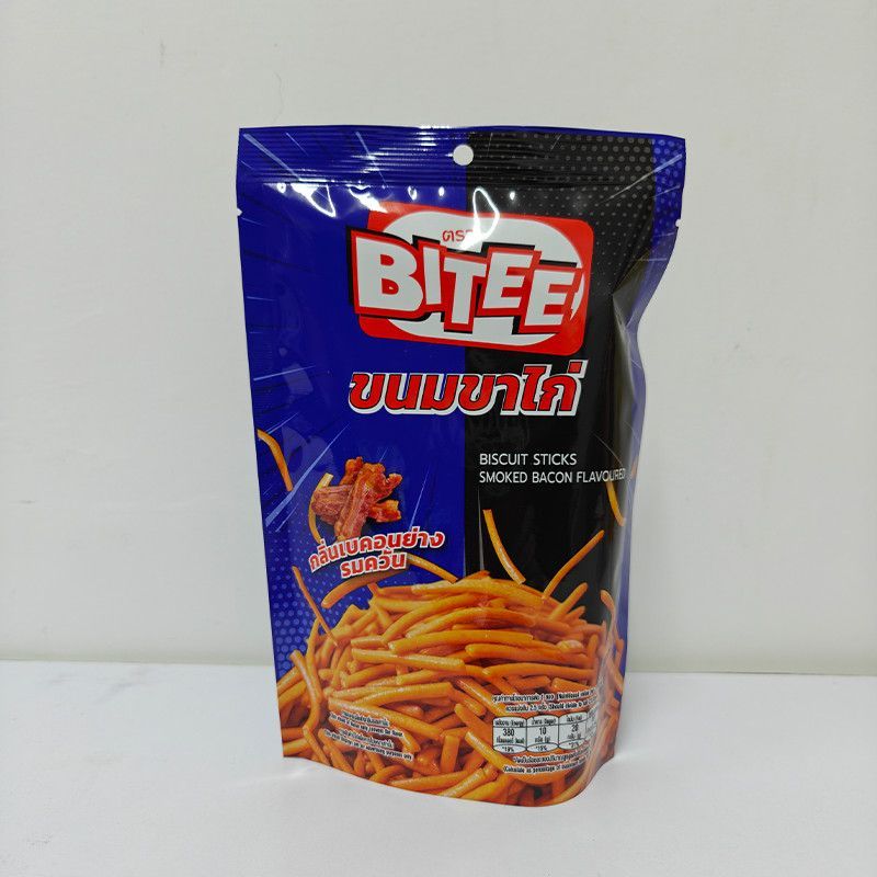 Thailand Big C BITEE แถบกรอบรสไข่เค็ม 65g ของว่างแบบสบาย ๆ แพ็คเกจเล็ก% LS260305