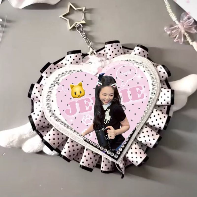 [Love Heart Bag Hanger] jennie Love Heart Bag Hanger jennie Love Bag Hanger BLACKPINK Bag Hanger สิน