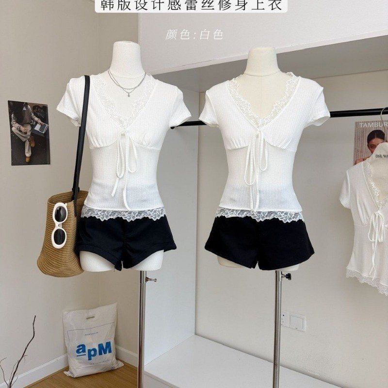 ❤sweet❤ผู้หญิง รุ่นใหม่ ประกบลูกไม้ เสื้อแขนสั้น ผูกขึ้น เสื้อยืด ผอมเพรียว เสื้อ
