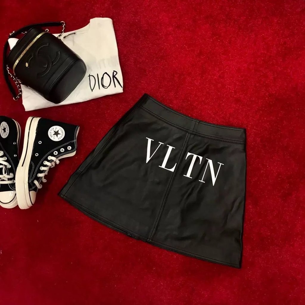 หนังนุ่ม vltn กระเป๋าสะพายข้างพิมพ์หนังแท้นิวซีแลนด์ ออกแบบเรียบง่าย ครึ่งหนังแท้