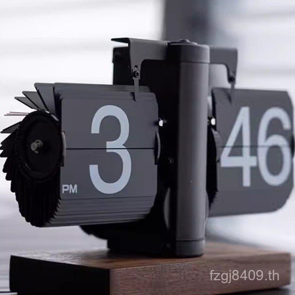 วอลนัทอัตโนมัติสํานักงานพลิกแฟนตกแต่งห้องนั่งเล่นสร้างสรรค์นาฬิกาสก์ท็อปเครื่องจักรในครัวเรือนฟรีนาฬ