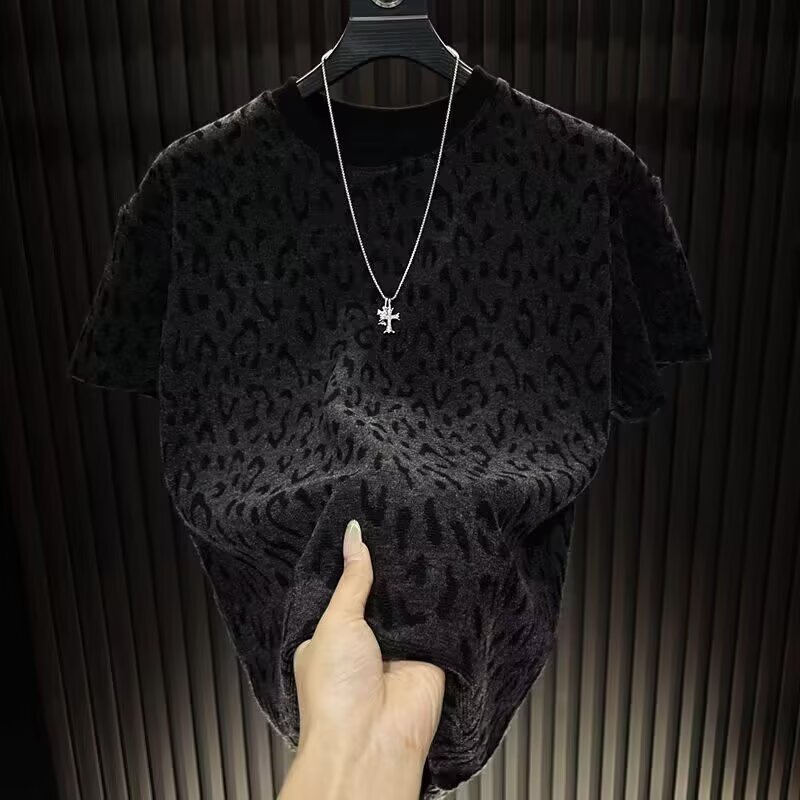 เสื้อยืดผู้ชายแขนสั้น พิมพ์ลายเสือดาว สไตล์แฟชั่นอเมริกันสำหรับทุกเพศ - SUIKONE — صورة 6