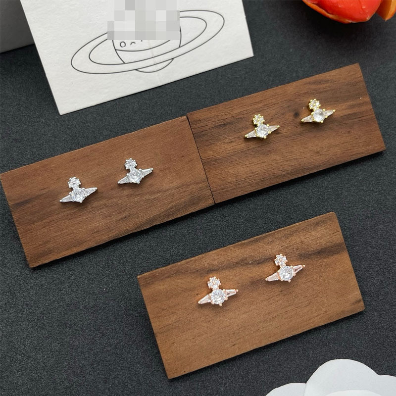 ต่างหู Baguette สไตล์คลาสสิก สองสี คอลเล็กชัน Ofelia