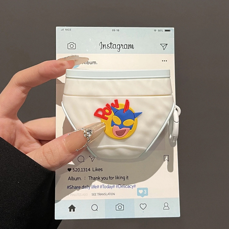 ชุดชั้นในซูเปอร์แมนตลก AirPods 4/3/2/1 เคสหูฟัง AirPodsPro2 ซิลิโคนป้องกันการตกฝาครอบป้องกัน