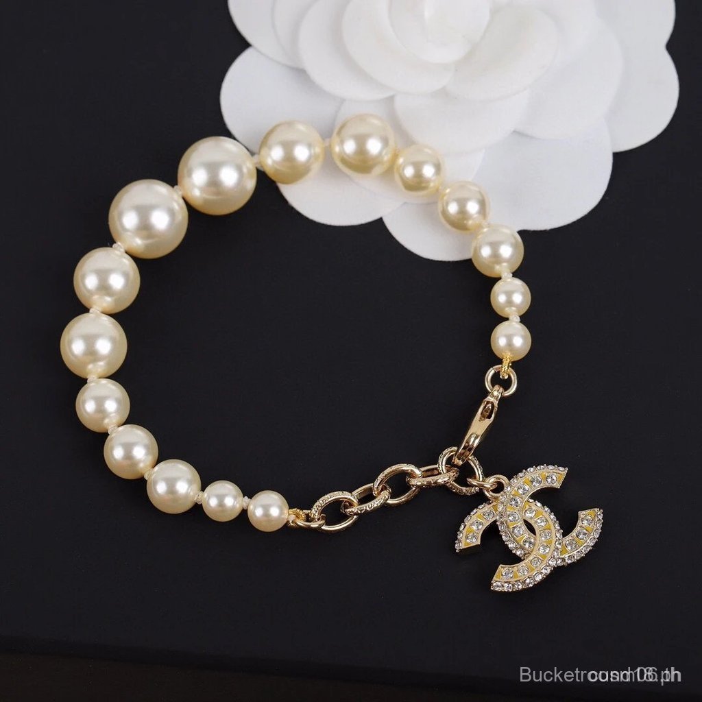 CHANEL Chanel Double Clogo Pearl Bracelet--CC
