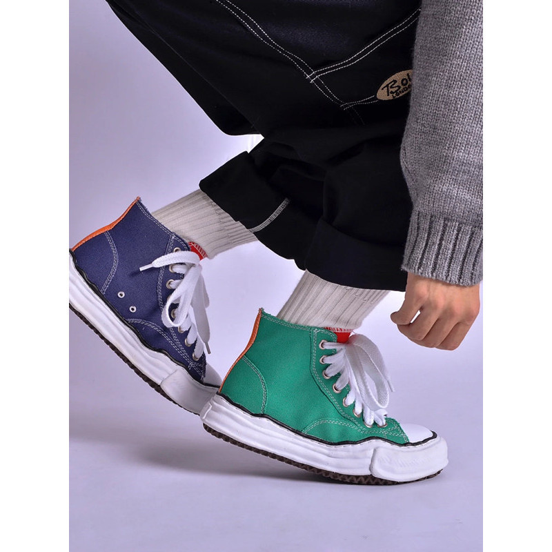 MMY รองเท้าผ้าใบเพิ่มความสูงพื้นหนาสําหรับผู้ชายสไตล์ใหม่ S