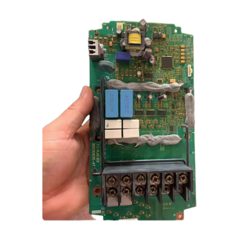 ในสต็อก ใหม่และต้นฉบับอินเวอร์เตอร์ WJ200 5.5 7.5KW PLC Power Driver Board 2B030835-4T