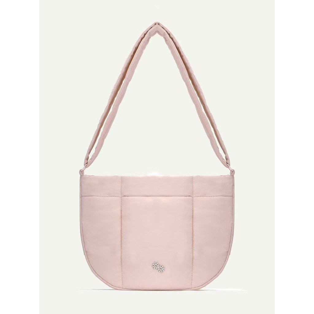 Quilted น้ําหนักเบาผ้าไนลอนลงกระเป๋า Niche Messenger Bag กระเป๋า Messenger ความจุขนาดใหญ่ Cloud Bag 