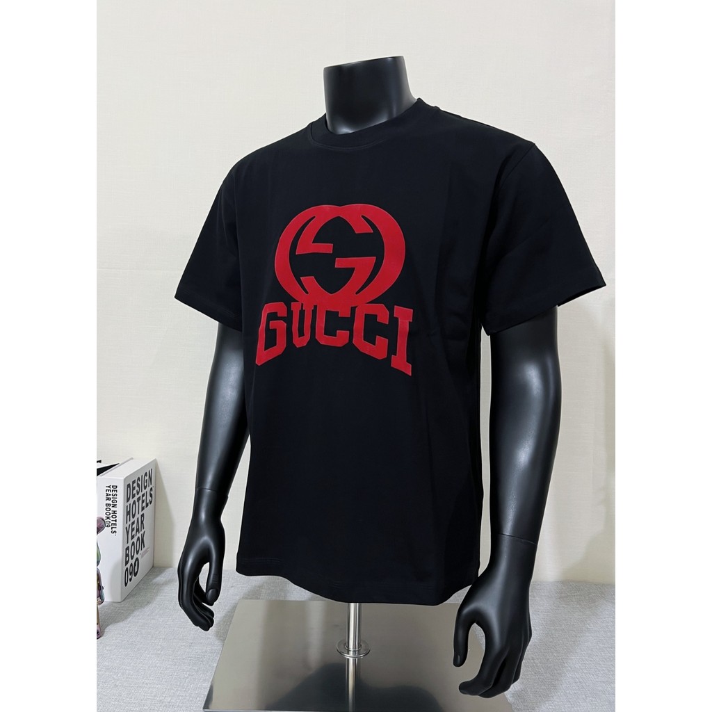 2026GUCCI Early Spring เสื้อยืดแขนสั้นสไตล์ใหม่ผู้ชายผู้หญิงคู่สไตล์รอบคอ High-End อินเทรนด์ Moistur