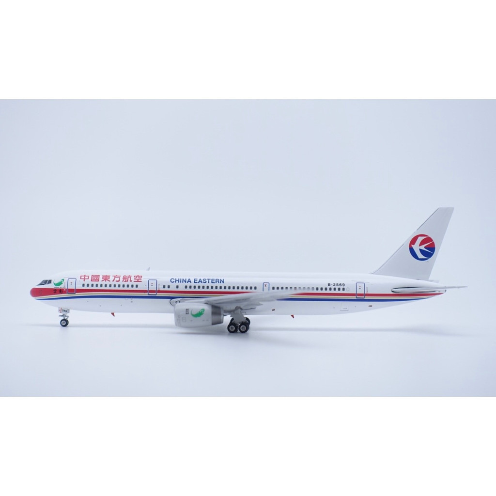 มาถึง: Phoenix 11960 1: 400 China Oriental Airlines B767-300ER B-2569 Dongyun