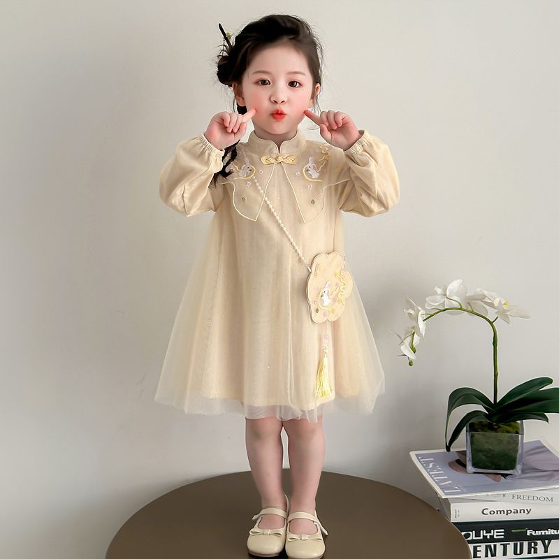 Huzhou Zhili ฤดูใบไม้ผลิใหม่ชุดเสื้อผ้าสไตล์ผู้หญิง20260123