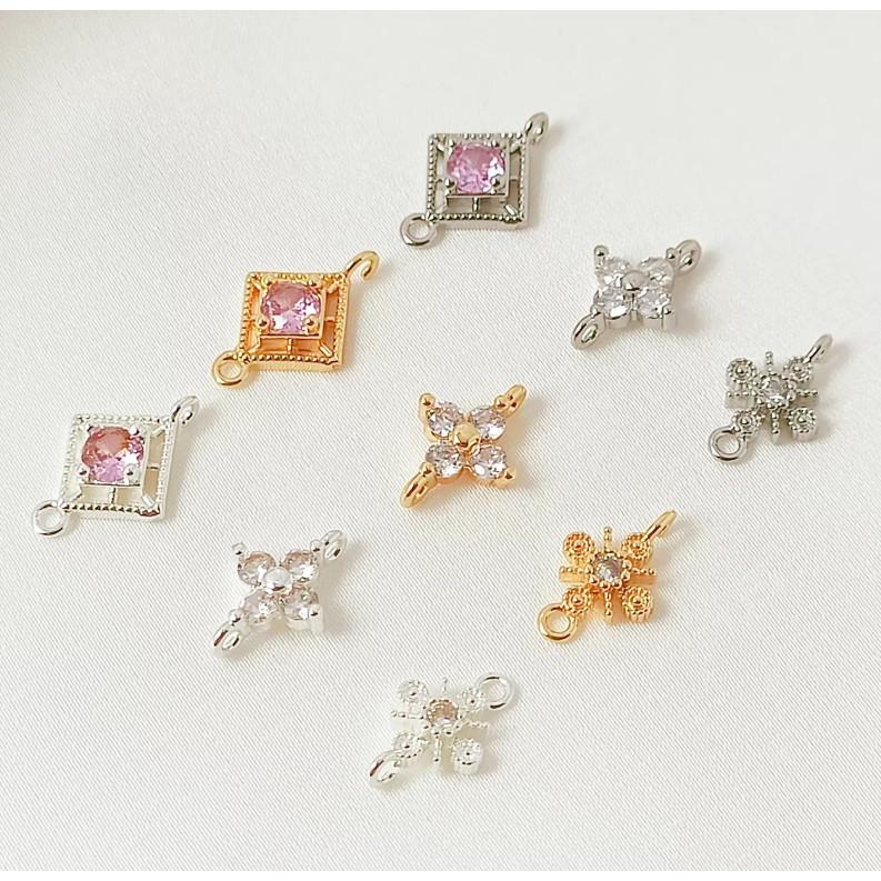 สร้อยคอนพร้อมต่างหู ทองแดงชุบทอง 14K ฝังพลอยเพทายนำเข้า ออกแบบพิเศษ Quadrdisal