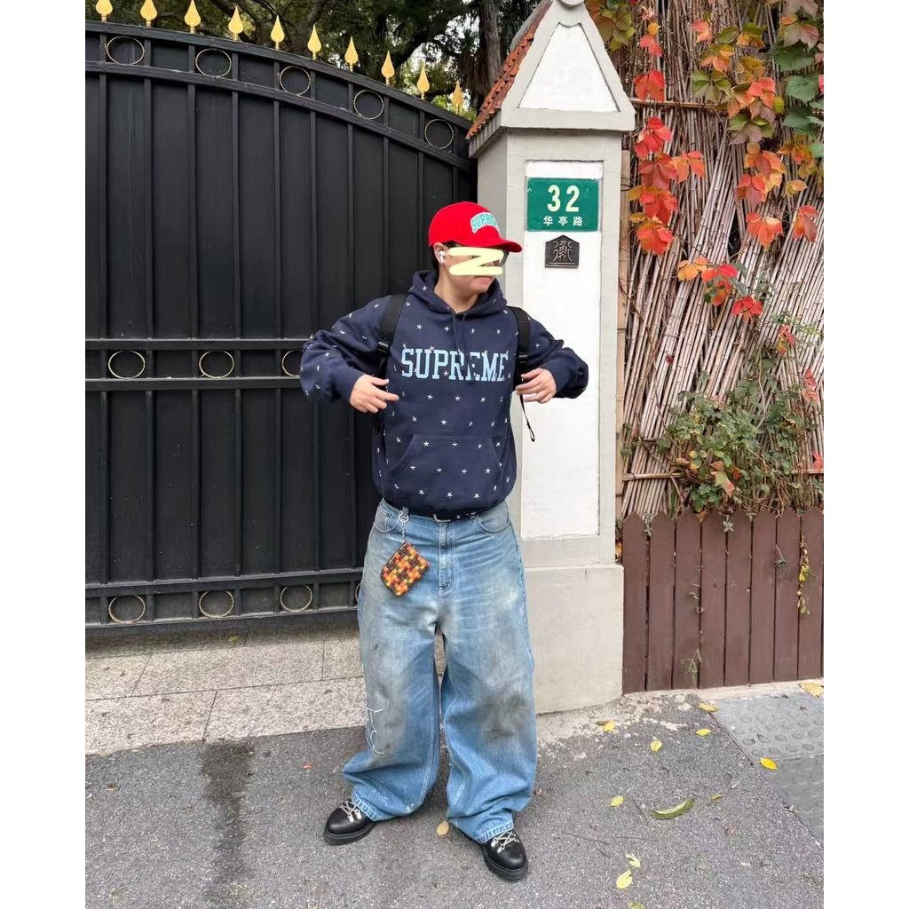 Su FW25 week10 เสื้อสเวตเตอร์สีน้ําเงิน Star Rivet